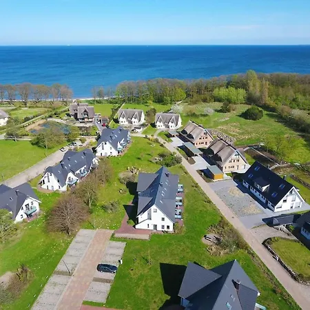 Strandnahe Rex Rugia: Beachfront With Access *