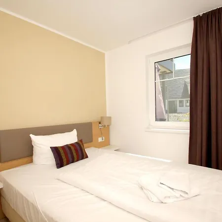 Strandnahe Mit Terrasse, Gratis Nutzung Vom Ahoi Erlebnisbad Und Sauna In Sellin - Rex Rugia 14-3 아파트